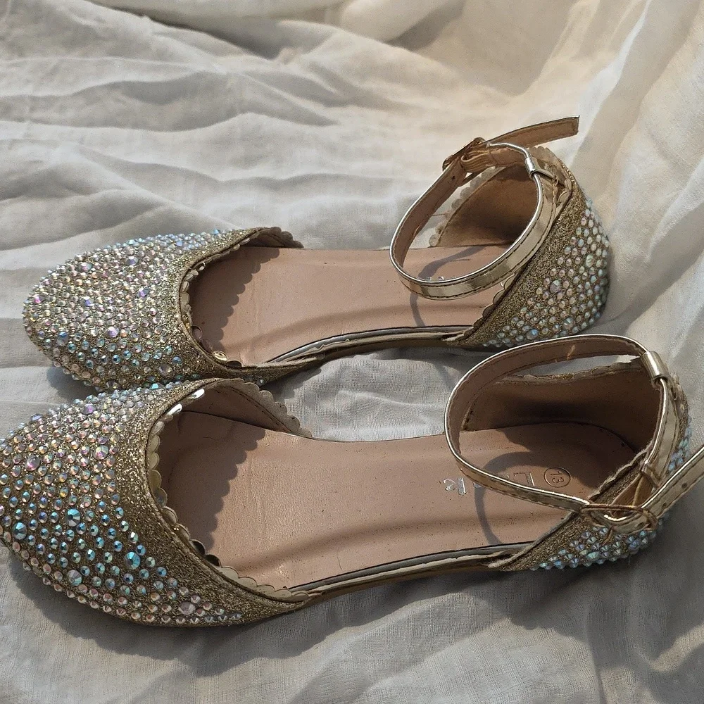 (J36) Link Gold Crystal Embellished Sandals